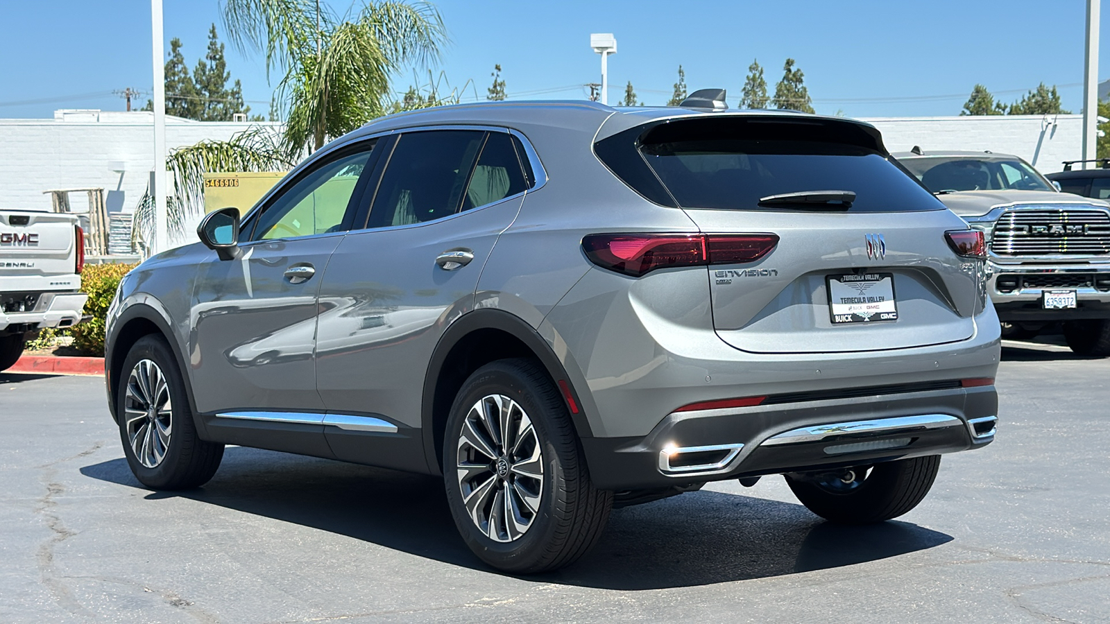 2024 Buick Envision Preferred 8