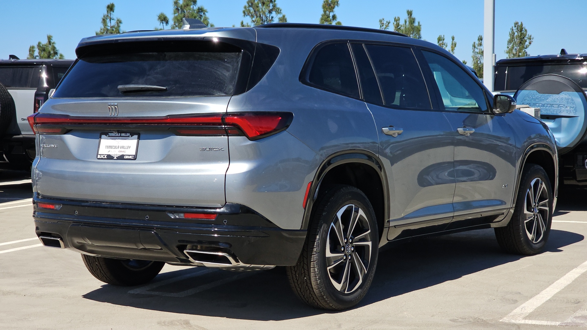 2025 Buick Enclave Sport Touring 12