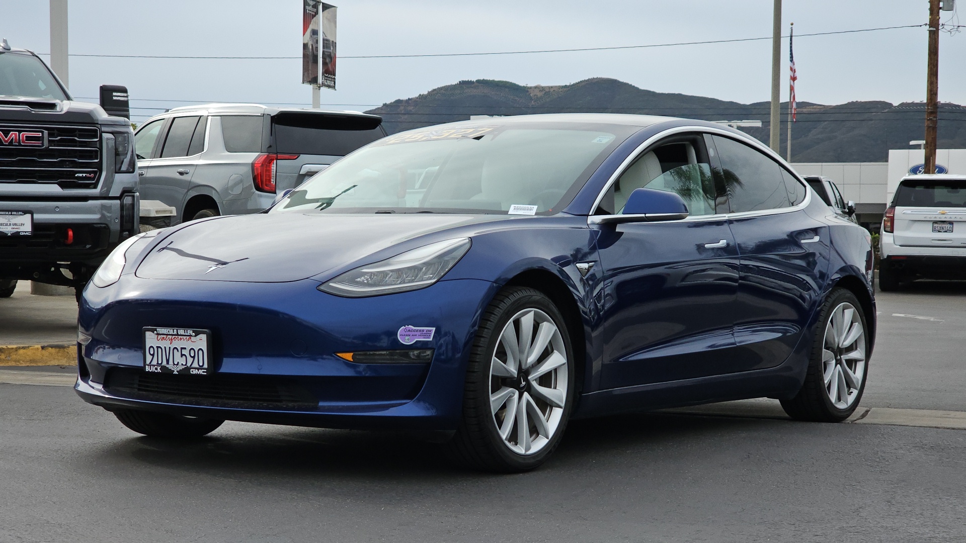 2019 Tesla Model 3 Standard Range Plus 1