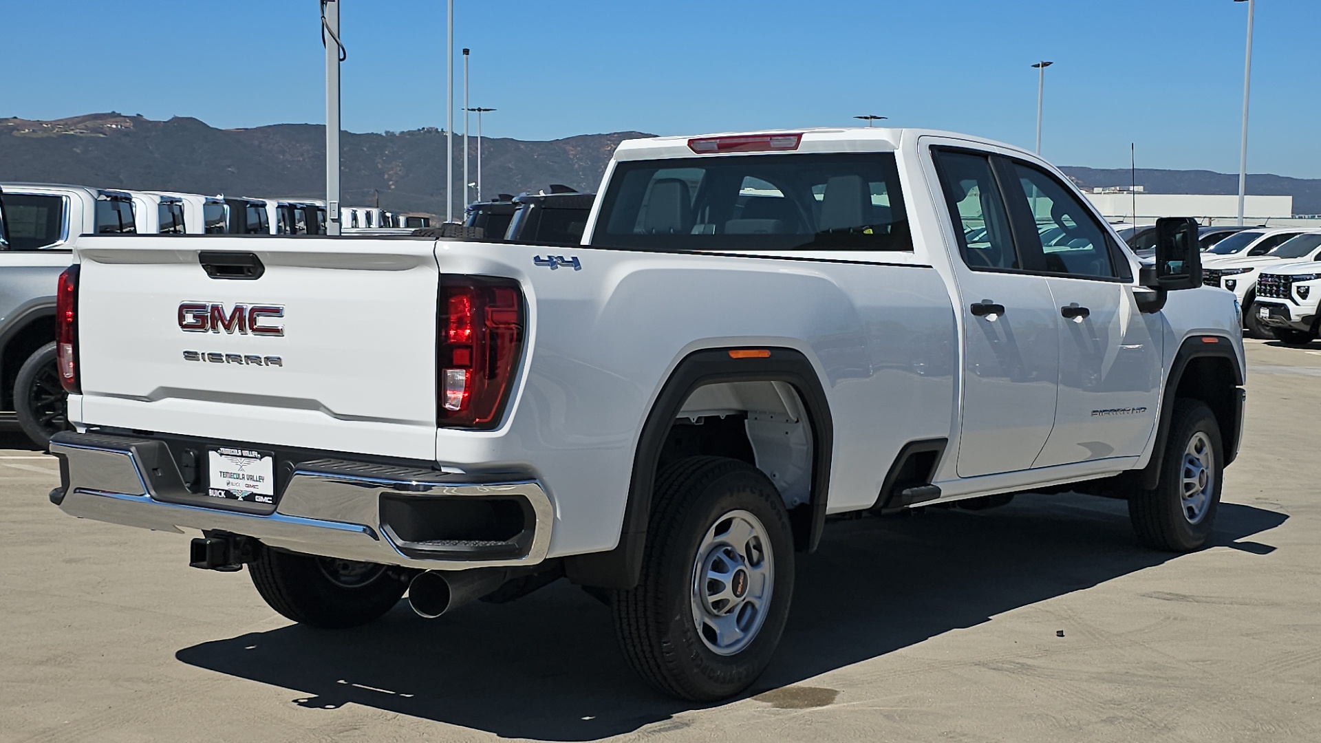 2024 GMC Sierra 2500HD 4WD Double Cab Long Bed Pro 12