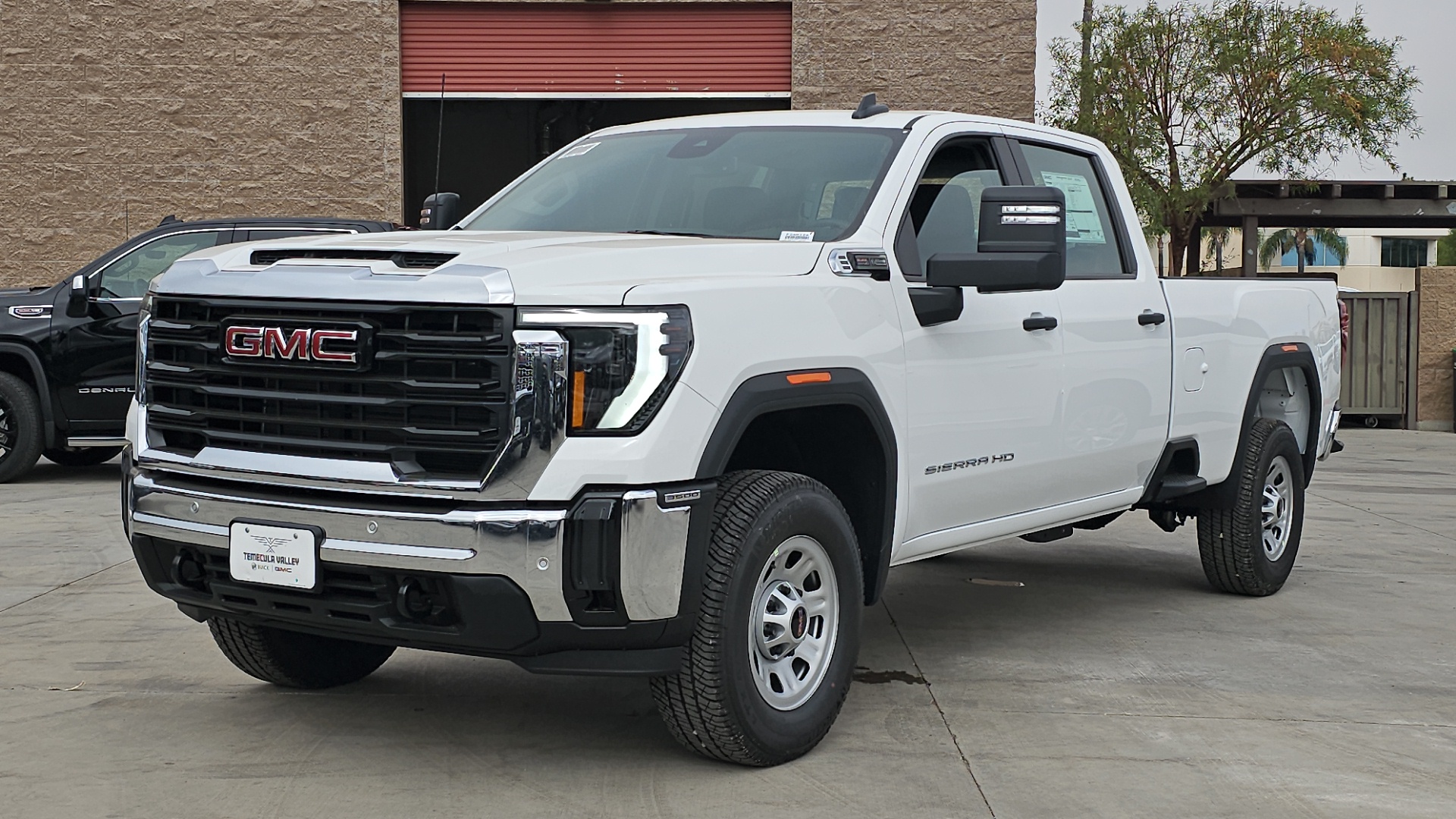 2025 GMC Sierra 3500HD 2WD Crew Cab Long Bed Pro 4