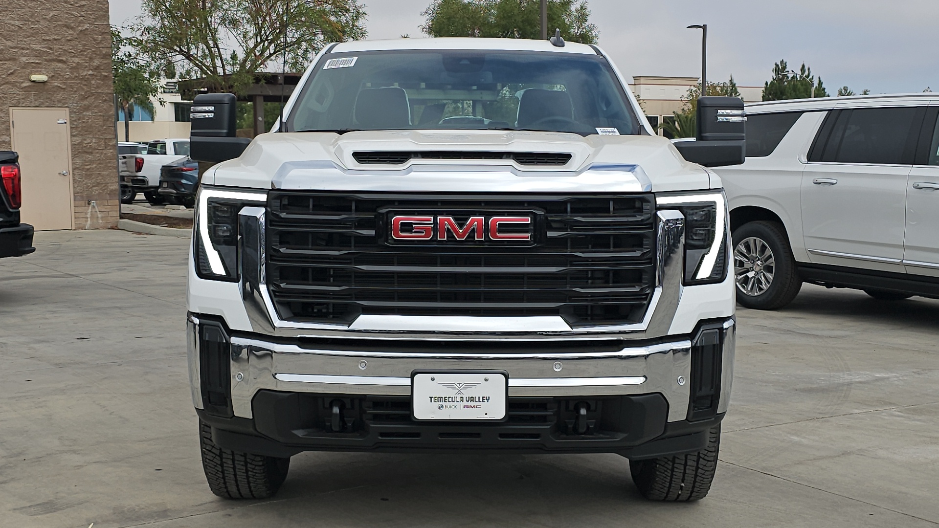 2025 GMC Sierra 3500HD 2WD Crew Cab Long Bed Pro 5