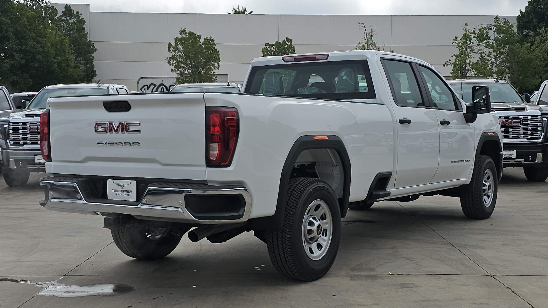 2025 GMC Sierra 3500HD 2WD Crew Cab Long Bed Pro 13