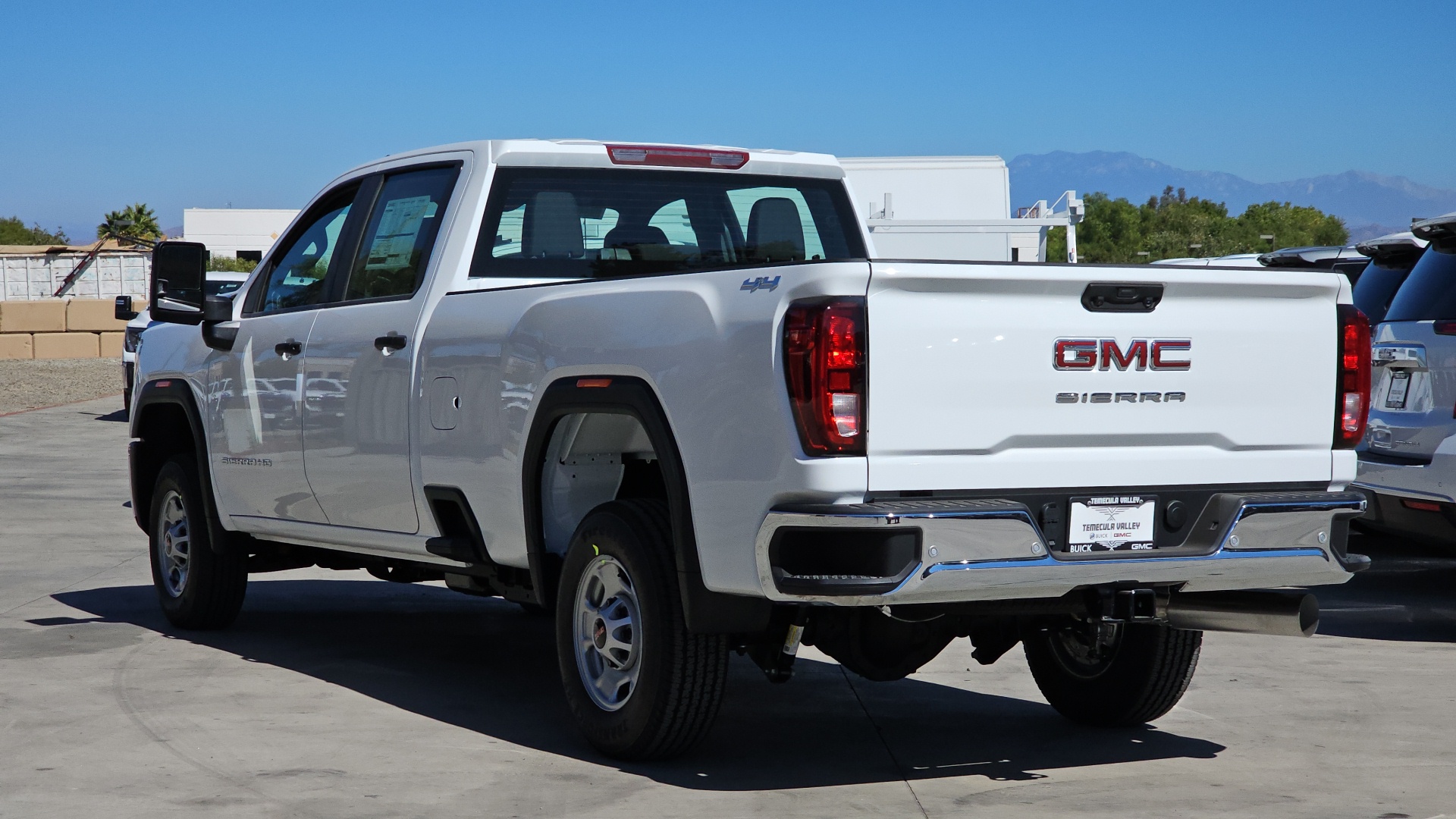 2025 GMC Sierra 2500HD 4WD Crew Cab Long Bed Pro 10