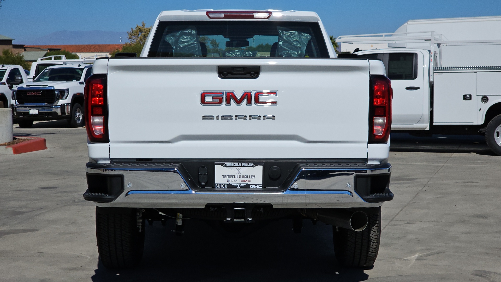 2025 GMC Sierra 3500HD 4WD Crew Cab Long Bed Pro 11