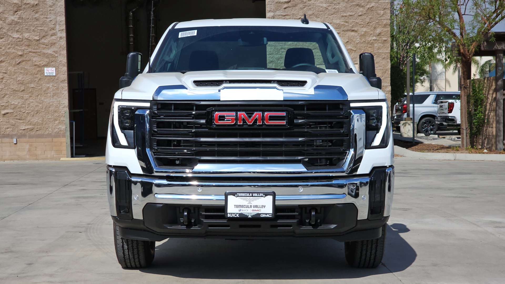 2025 GMC Sierra 2500HD 2WD Regular Cab Long Bed Pro 5