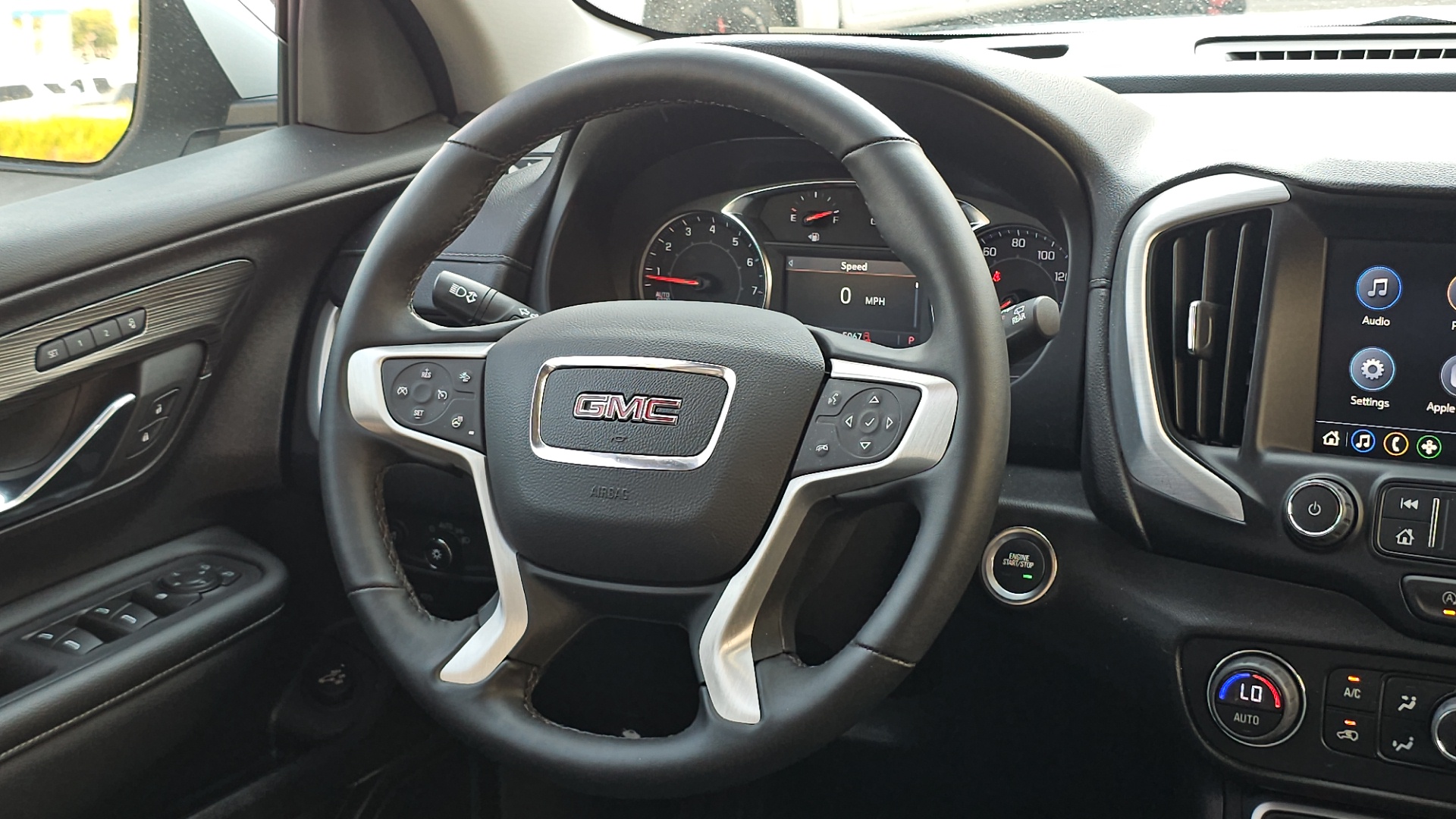 2024 GMC Terrain AWD SLT 21