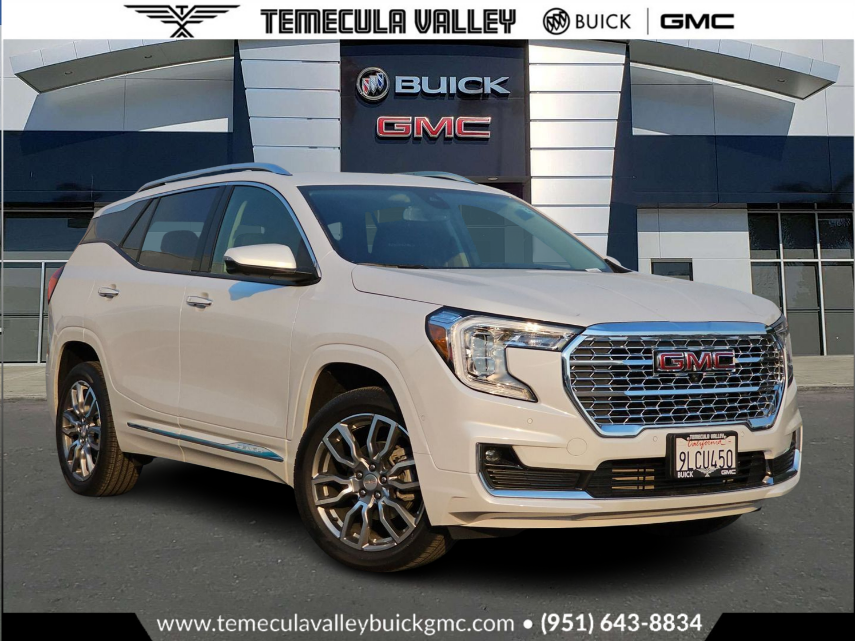 2024 GMC Terrain AWD Denali 1