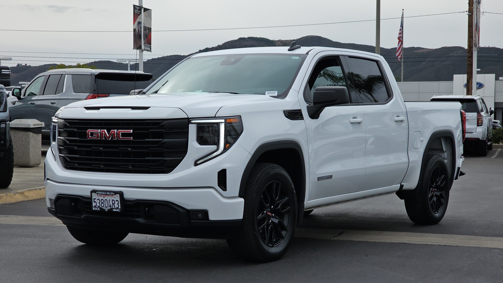 2023 GMC Sierra 1500 2WD Crew Cab Short Box Elevation 1