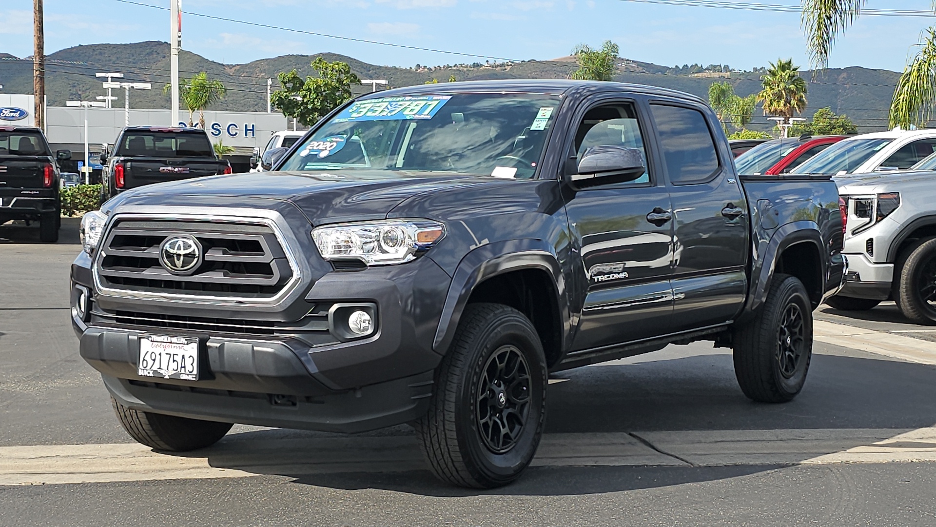 2020 Toyota Tacoma TRD Sport 1