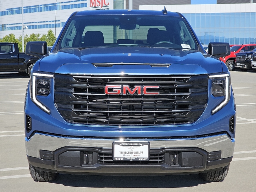 2024 GMC Sierra 1500 2WD Crew Cab Short Box Pro 18