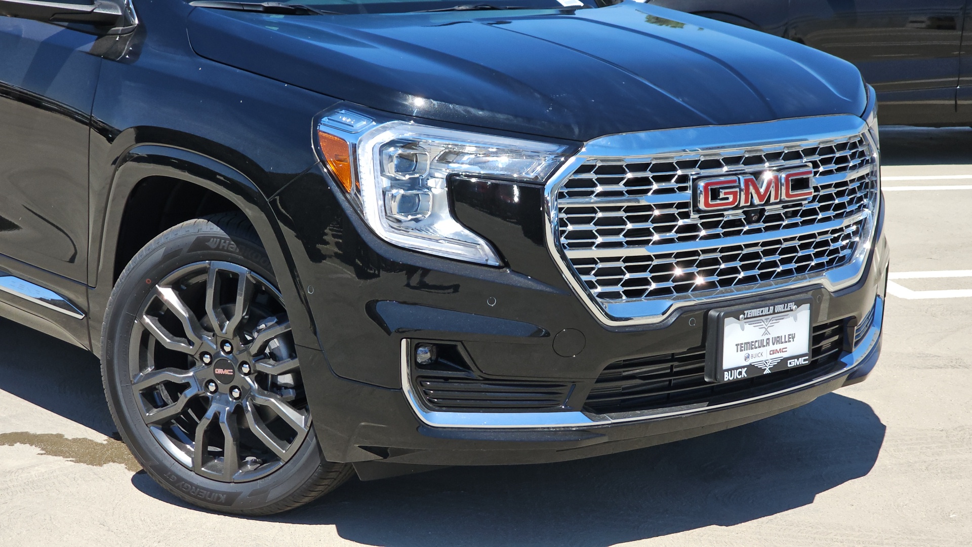 2024 GMC Terrain AWD Denali 3