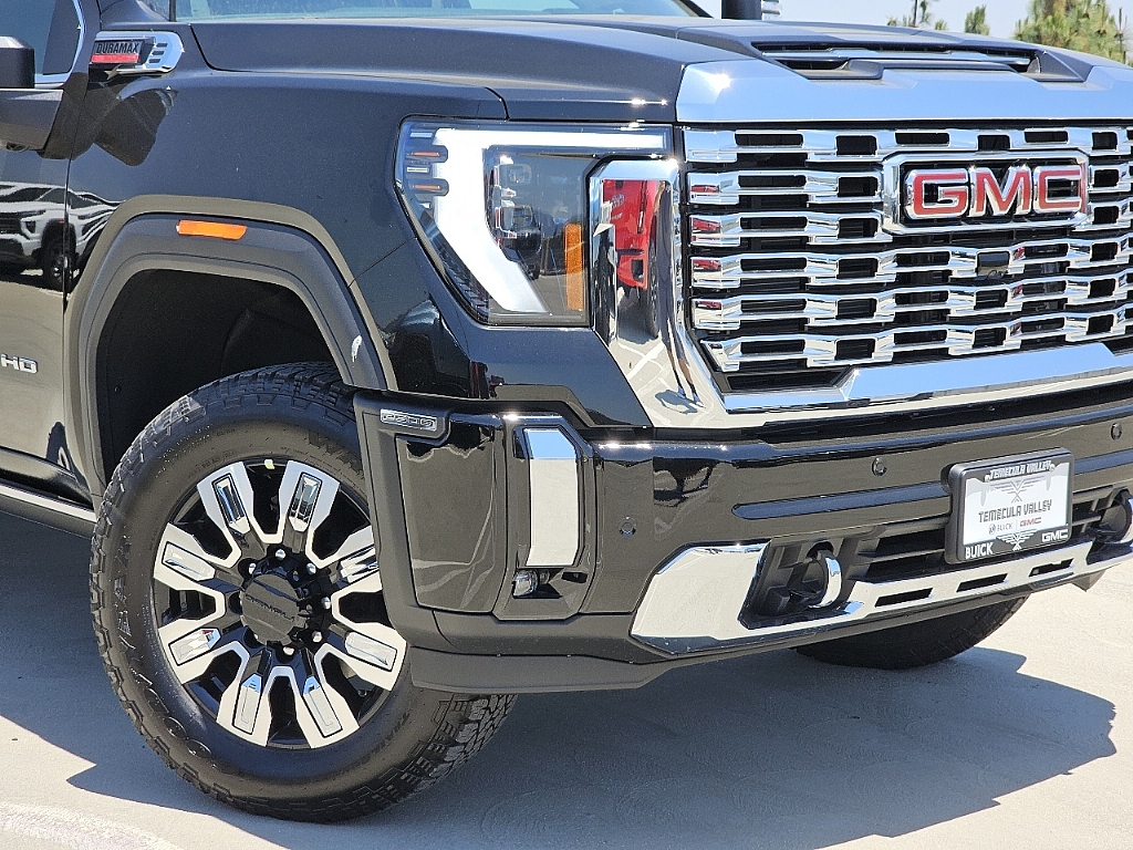 2024 GMC Sierra 2500HD 4WD Crew Cab Standard Bed Denali 16