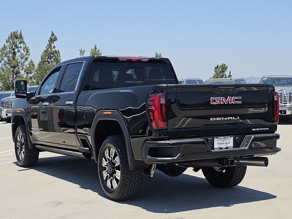 2024 GMC Sierra 2500HD 4WD Crew Cab Standard Bed Denali 21