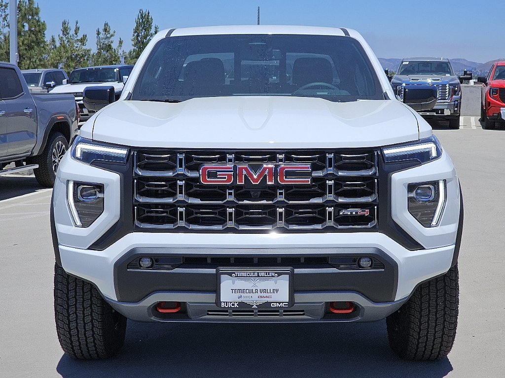 2024 GMC Canyon 4WD AT4 16