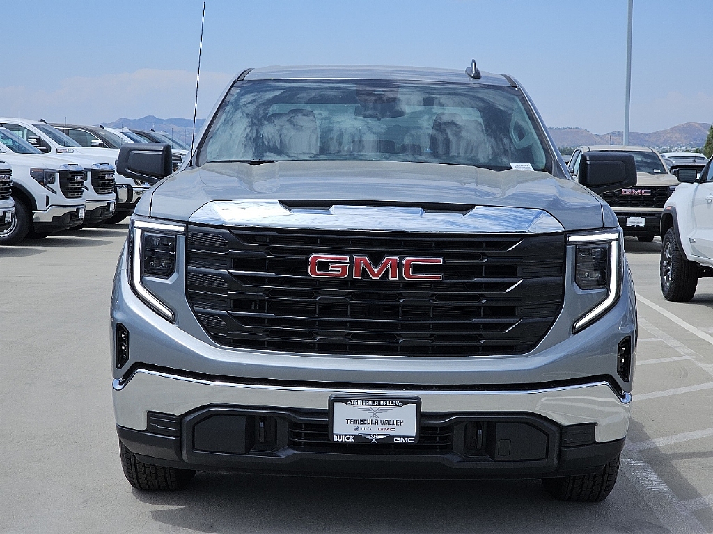 2024 GMC Sierra 1500 2WD Crew Cab Short Box Pro 18