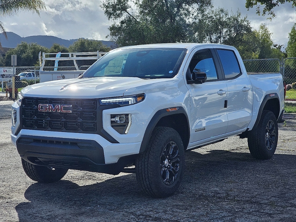 2024 GMC Canyon 2WD Elevation 16