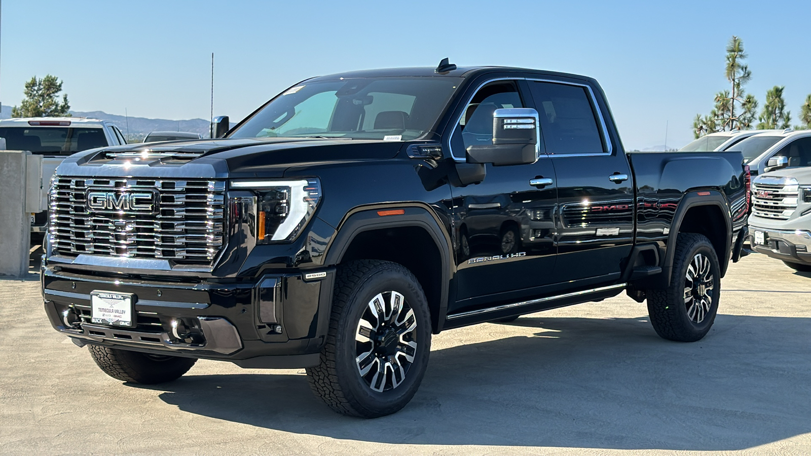 2024 GMC Sierra 2500HD 4WD Crew Cab Standard Bed Denali Ultimate 6