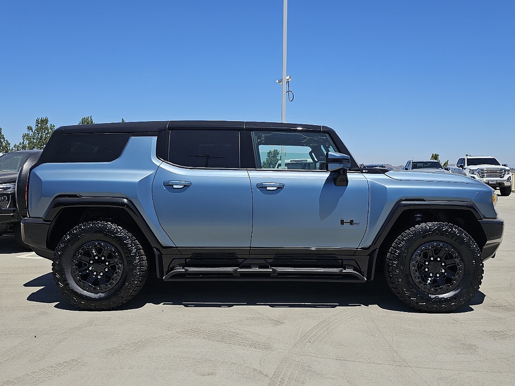 2024 GMC HUMMER EV SUV 3X 18