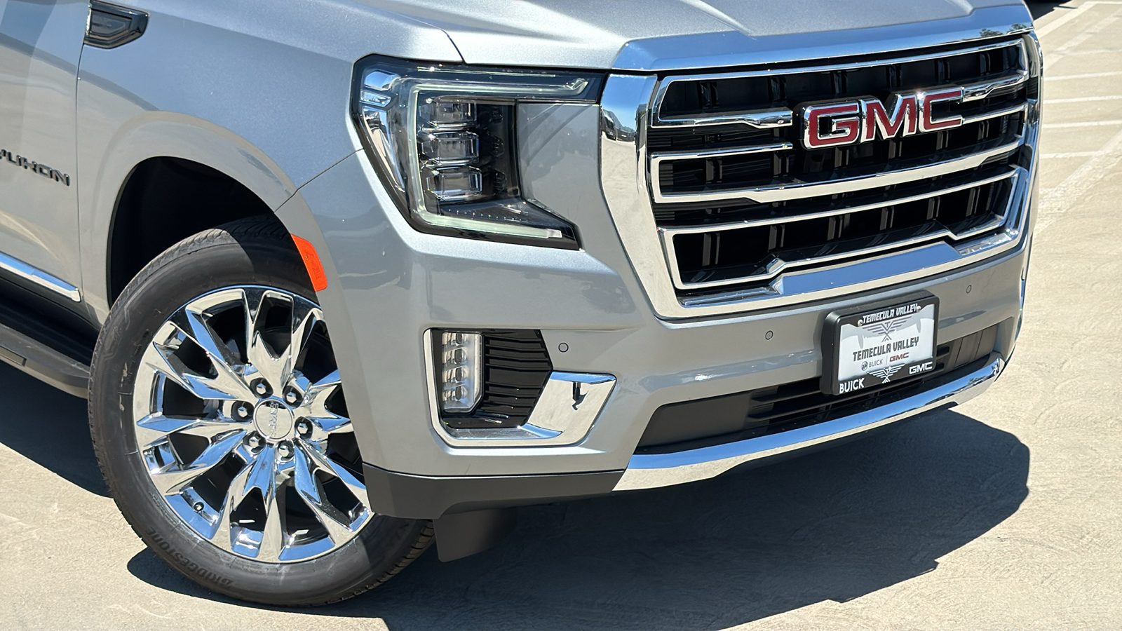 2024 GMC Yukon XL 2WD SLT 3