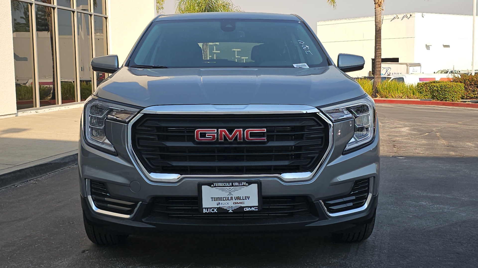 2024 GMC Terrain FWD SLE 5