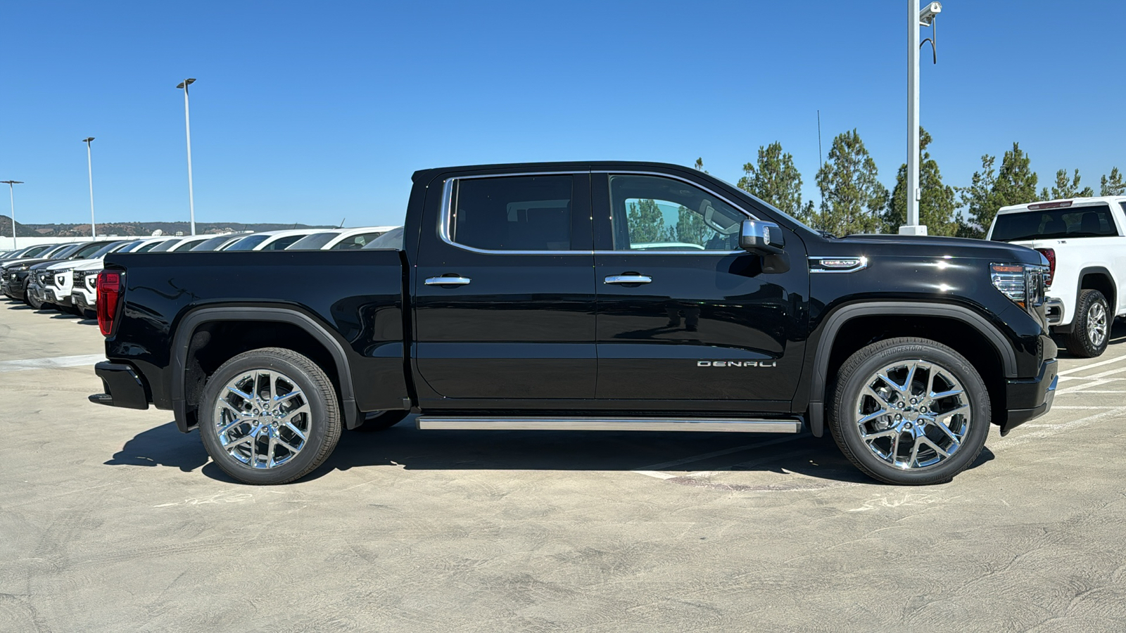 2024 GMC Sierra 1500 4WD Crew Cab Short Box Denali 7