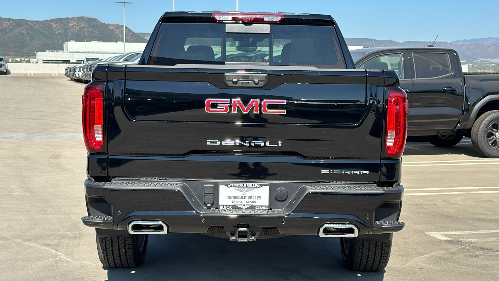 2024 GMC Sierra 1500 4WD Crew Cab Short Box Denali 11