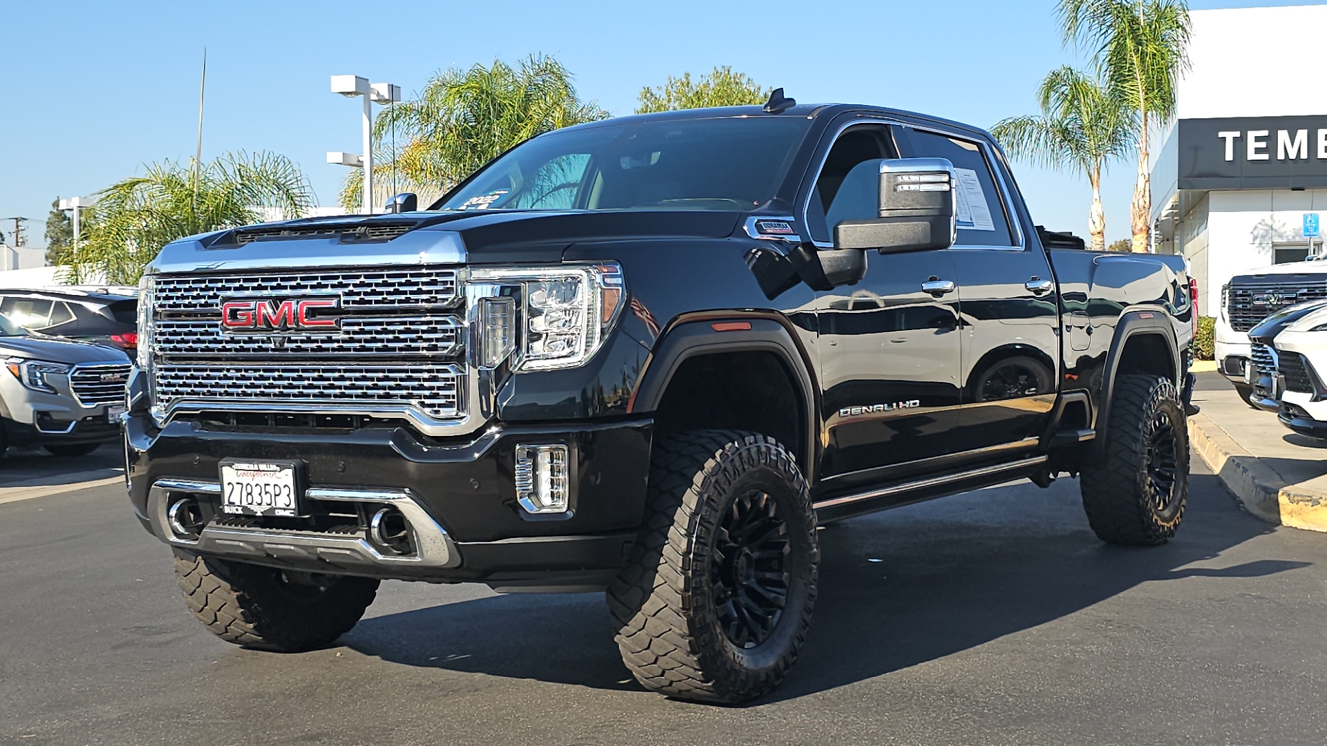 2022 GMC Sierra 2500HD 4WD Crew Cab Standard Bed Denali 1