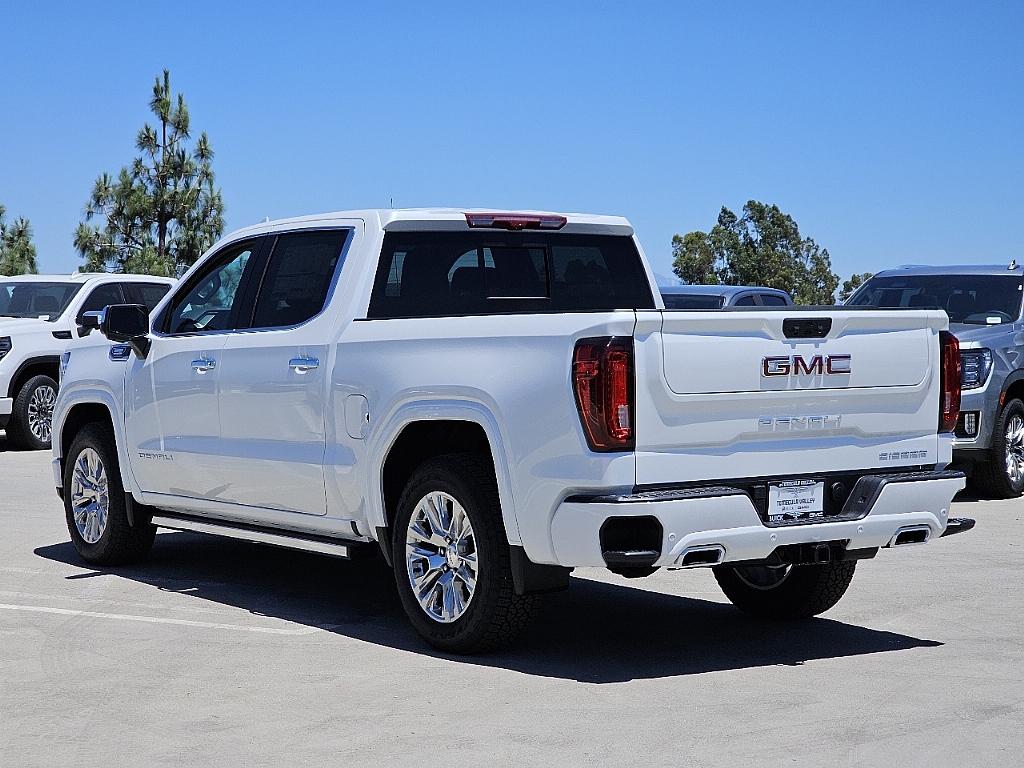 2024 GMC Sierra 1500 4WD Crew Cab Short Box Denali 22