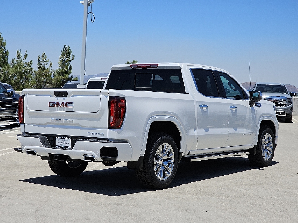 2024 GMC Sierra 1500 4WD Crew Cab Short Box Denali 24