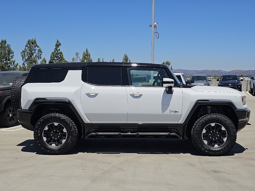 2024 GMC HUMMER EV SUV 3X 18