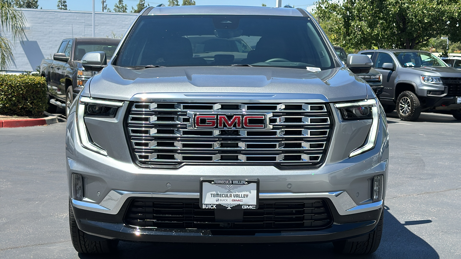 2024 GMC Acadia AWD Denali 5