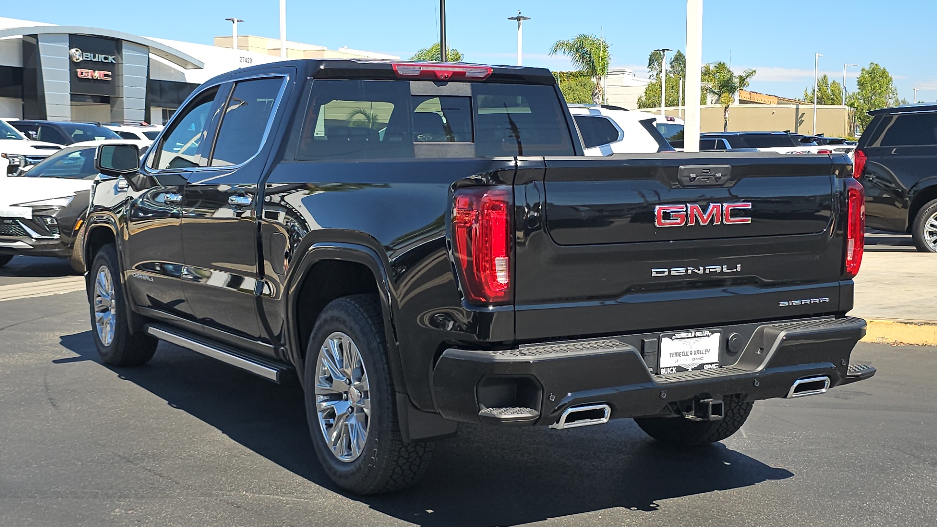 2024 GMC Sierra 1500 4WD Crew Cab Short Box Denali 10