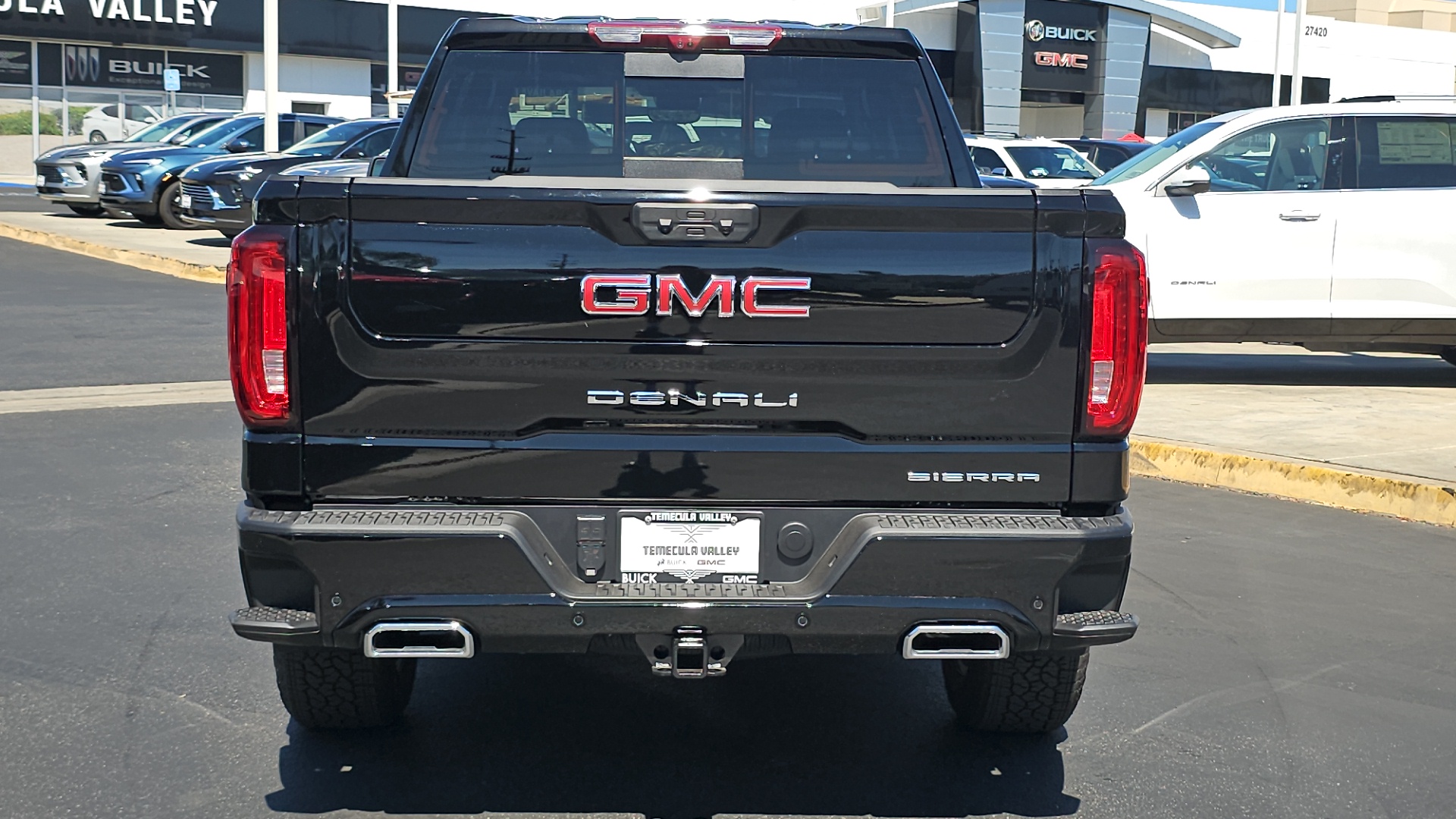 2024 GMC Sierra 1500 4WD Crew Cab Short Box Denali 11