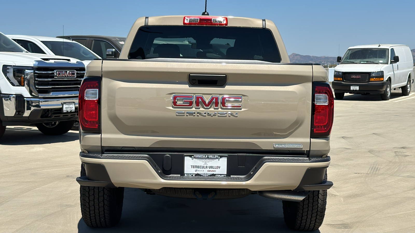 2024 GMC Canyon 2WD Elevation 10