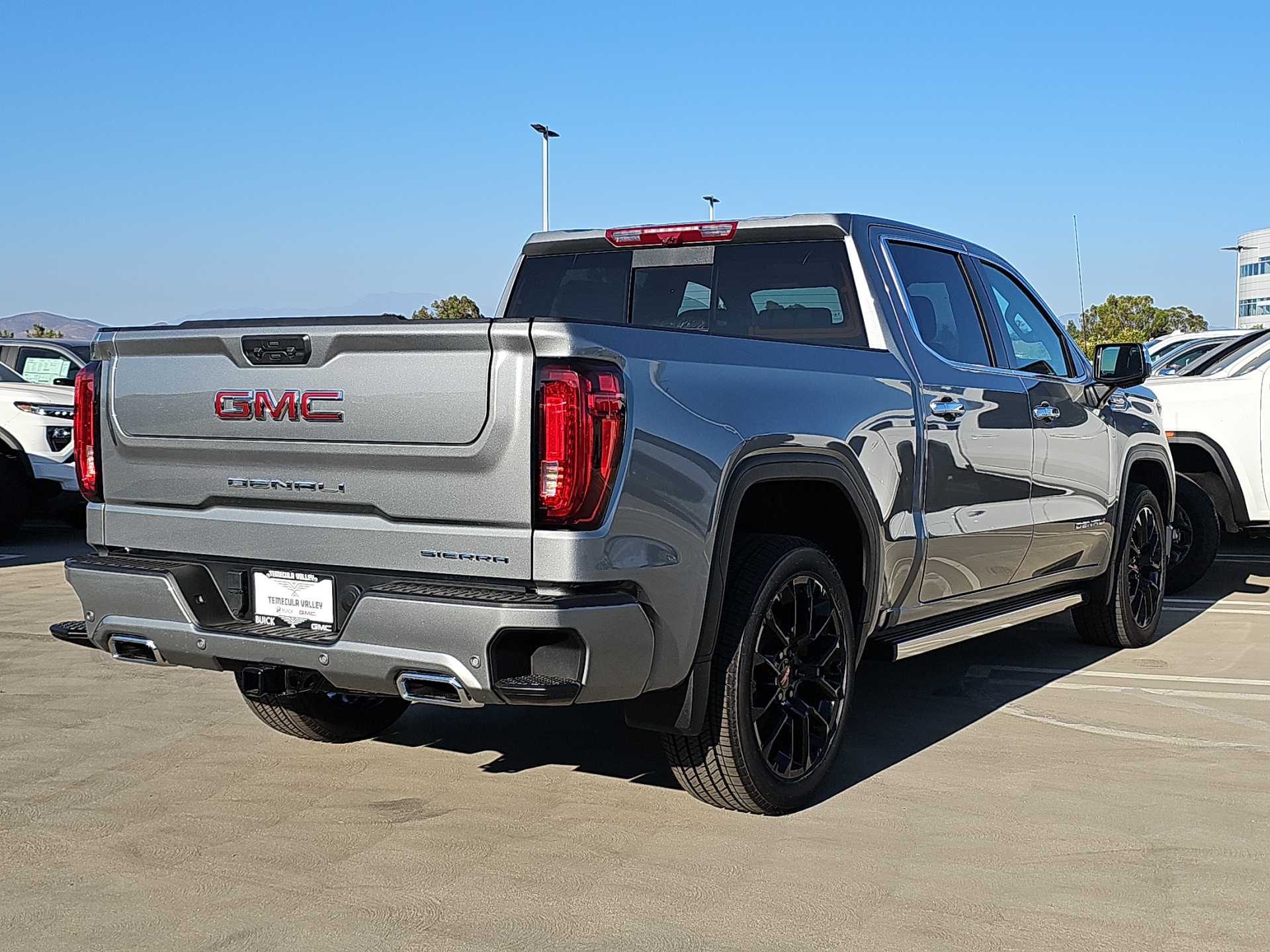 2024 GMC Sierra 1500 4WD Crew Cab Short Box Denali 21