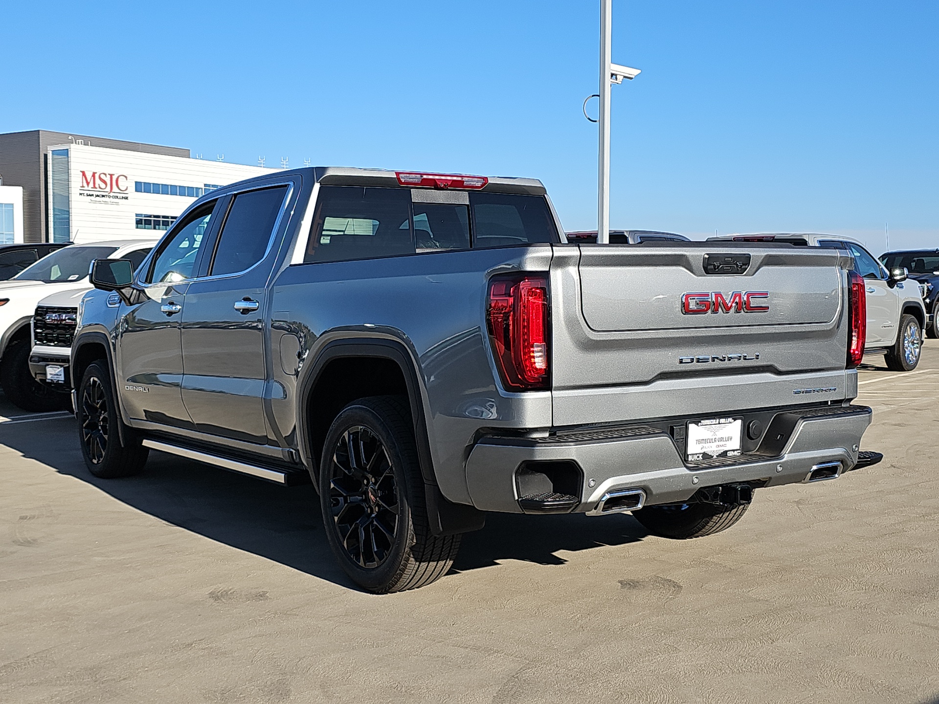 2024 GMC Sierra 1500 4WD Crew Cab Short Box Denali 23