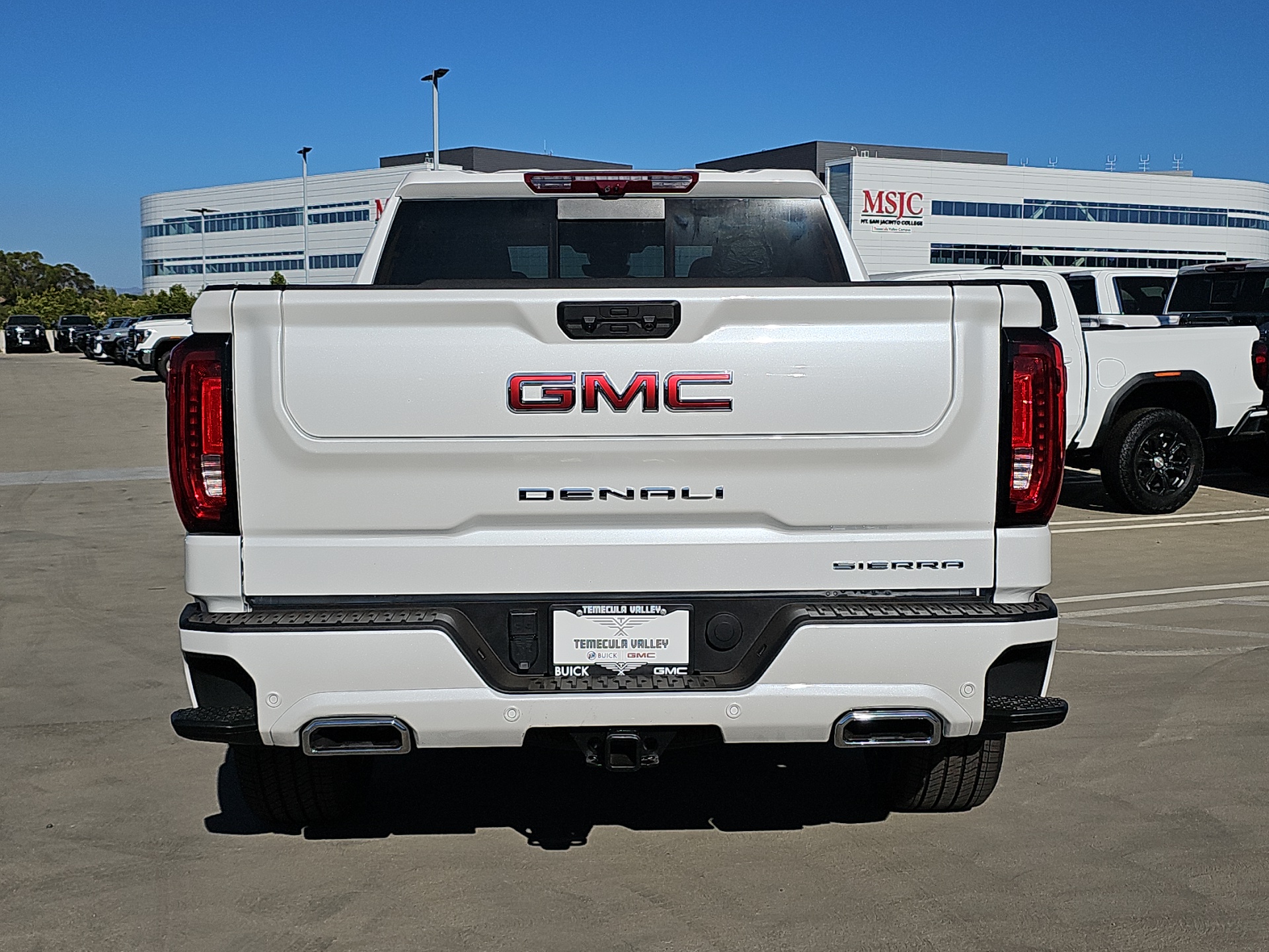 2024 GMC Sierra 1500 4WD Crew Cab Short Box Denali 20