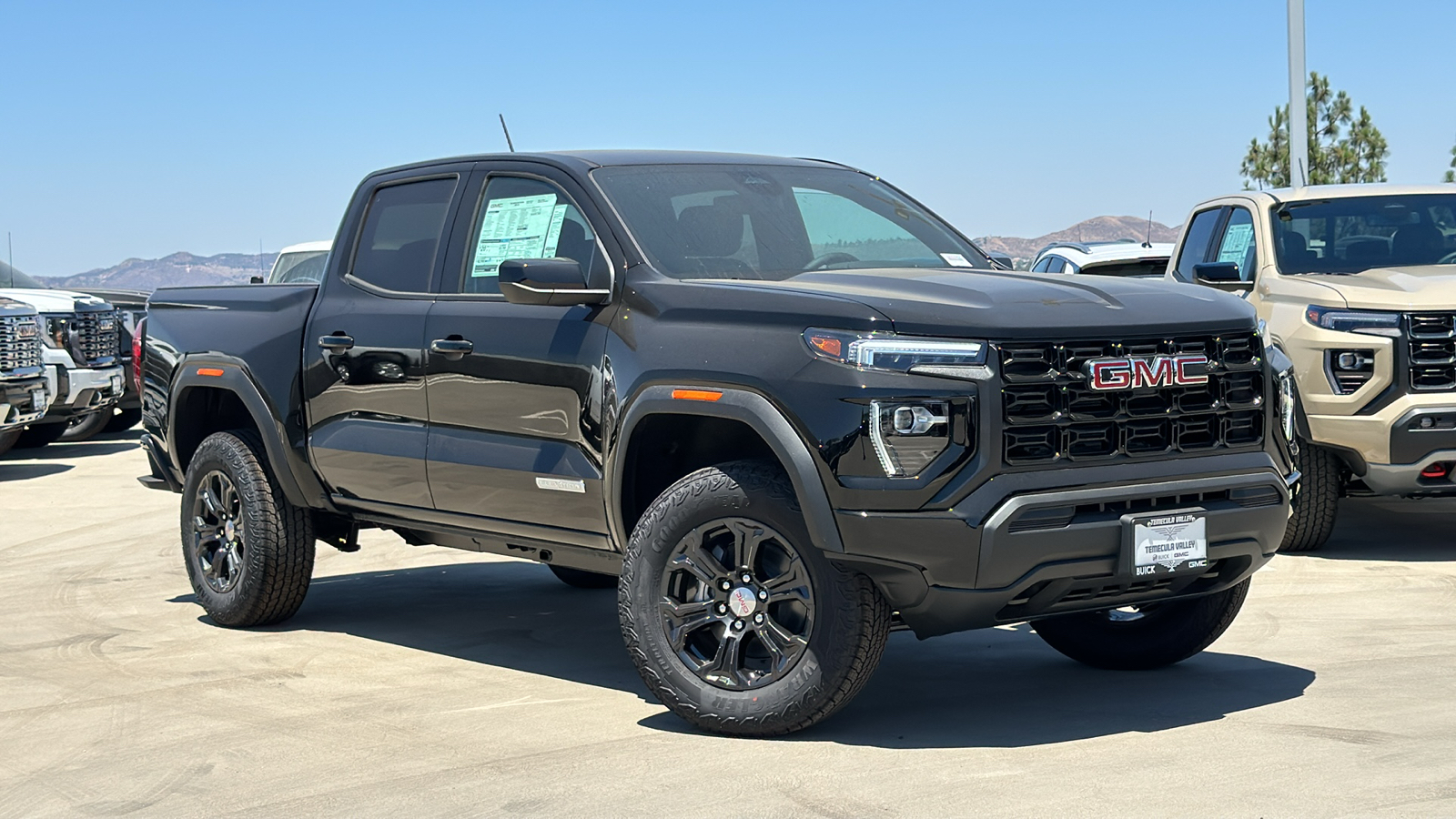 2024 GMC Canyon 2WD Elevation 2