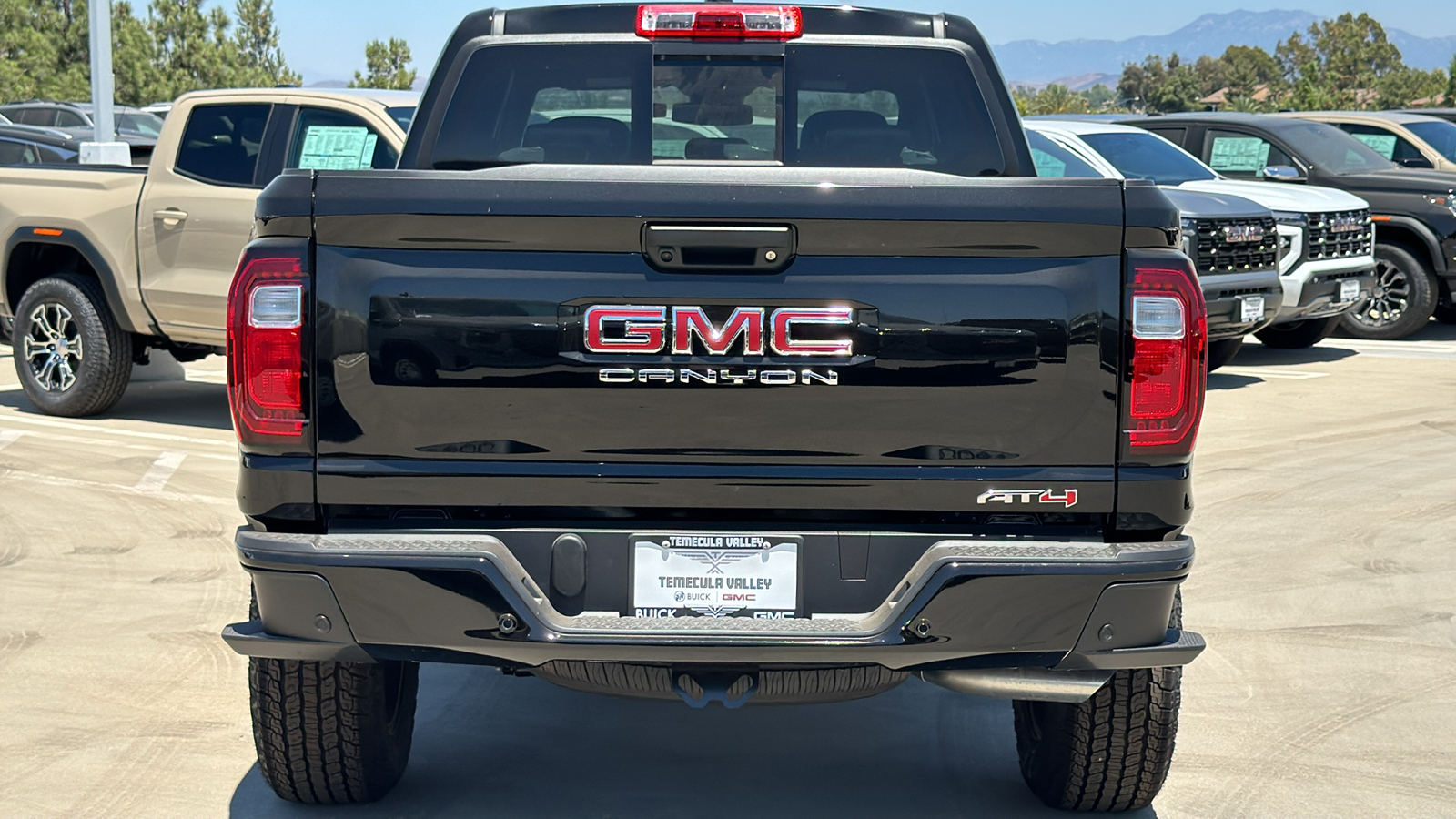 2024 GMC Canyon 4WD AT4 9