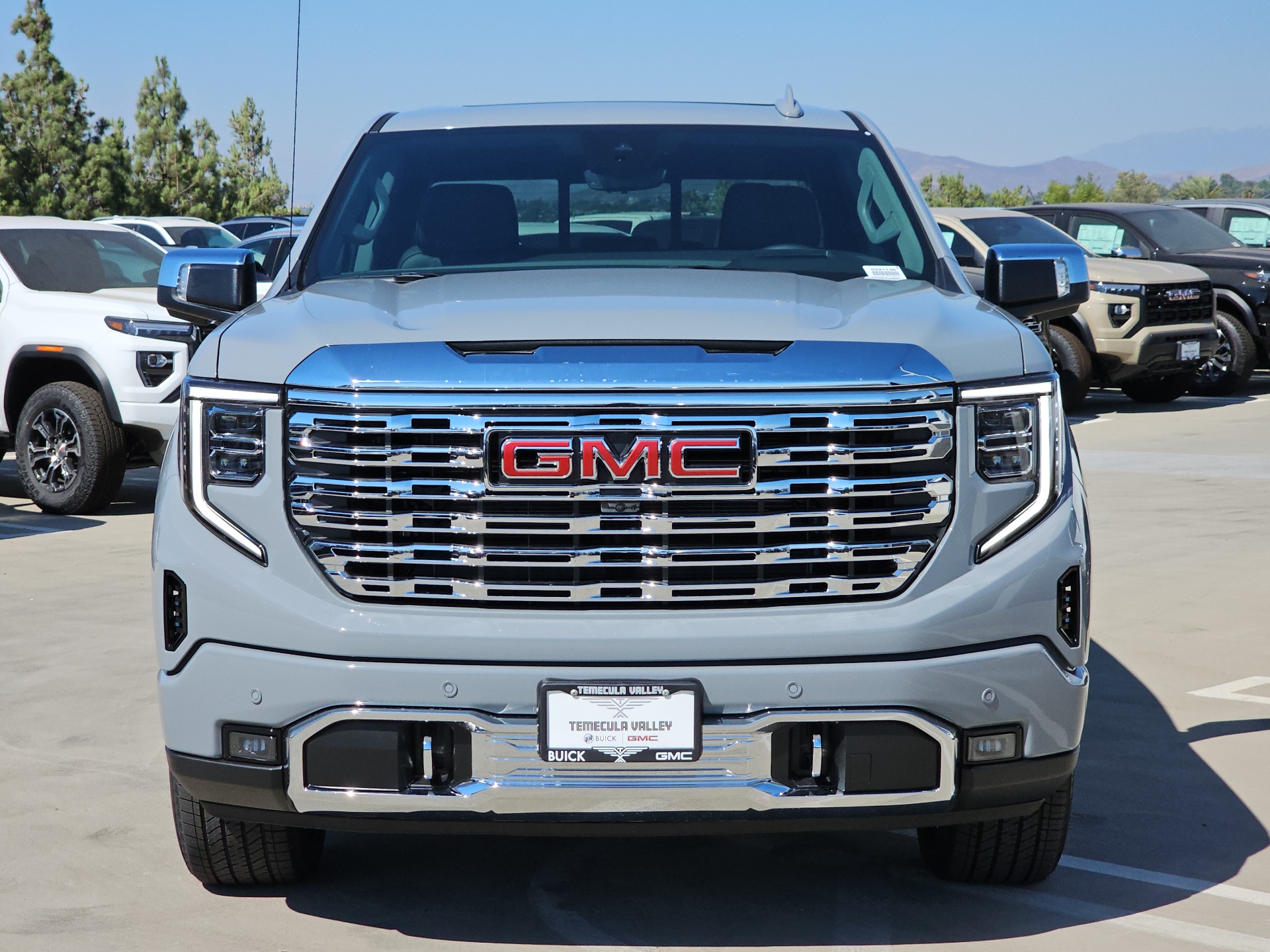 2024 GMC Sierra 1500 4WD Crew Cab Short Box Denali 5