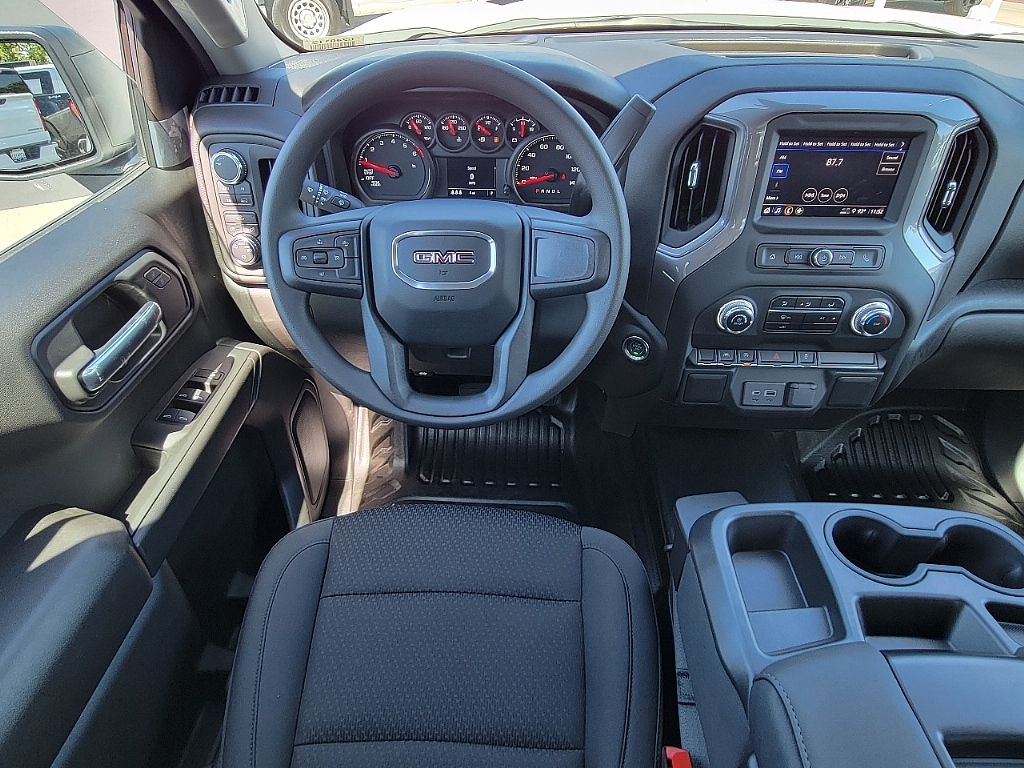 2024 GMC Sierra 1500 4WD Double Cab Standard Box Pro 6