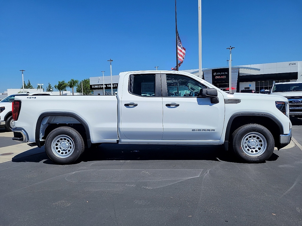 2024 GMC Sierra 1500 4WD Double Cab Standard Box Pro 18