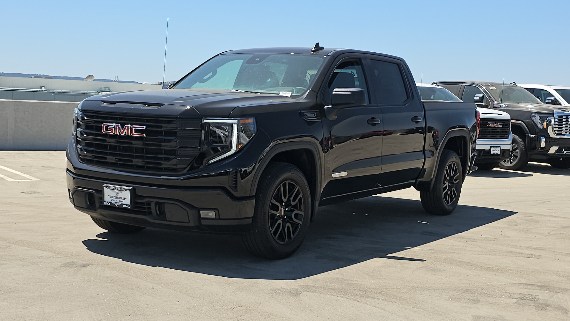 2024 GMC Sierra 1500 2WD Crew Cab Short Box Elevation 4