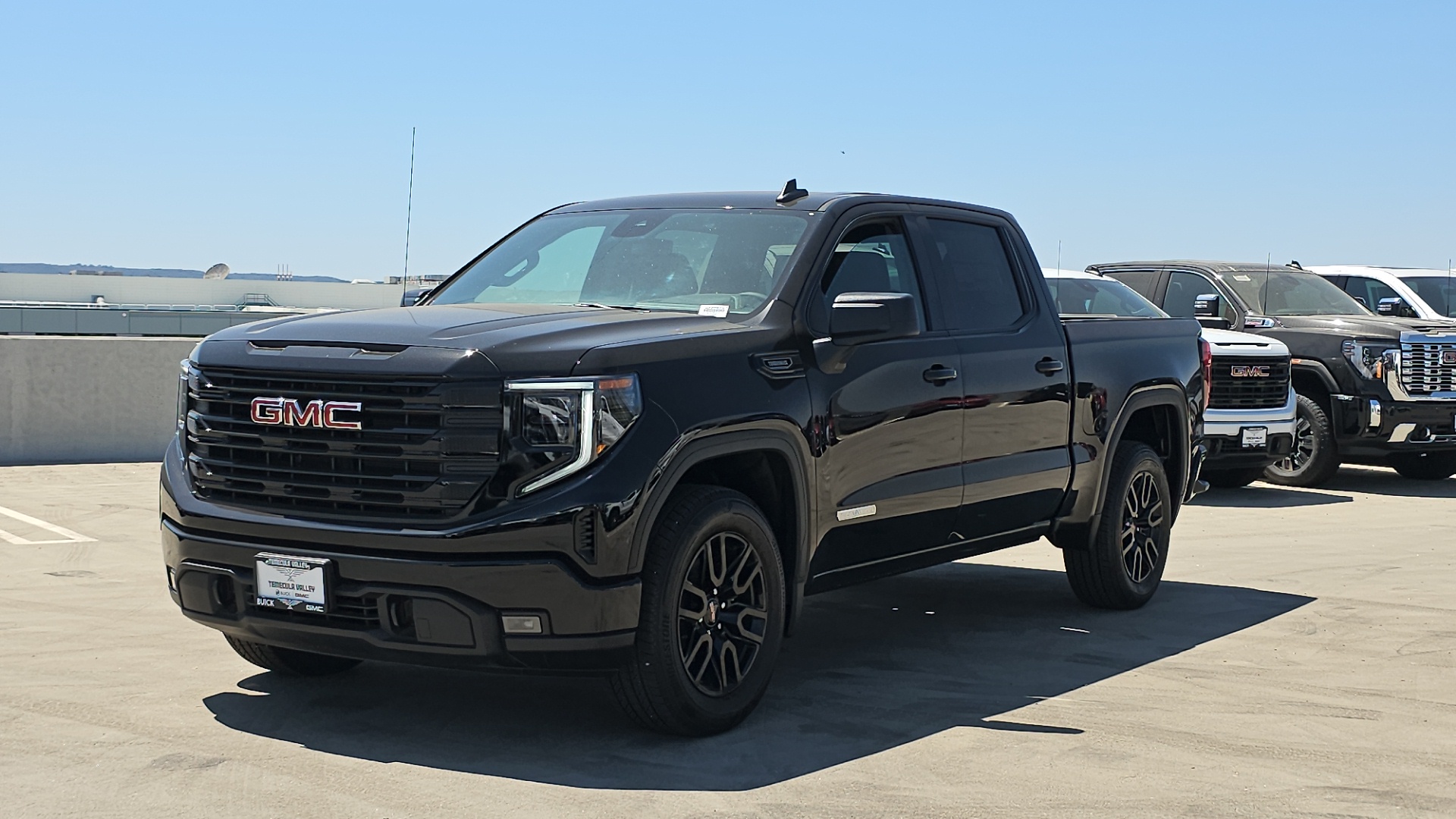 2024 GMC Sierra 1500 2WD Crew Cab Short Box Elevation 5