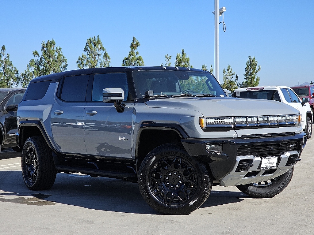 2024 GMC HUMMER EV SUV 2X 2