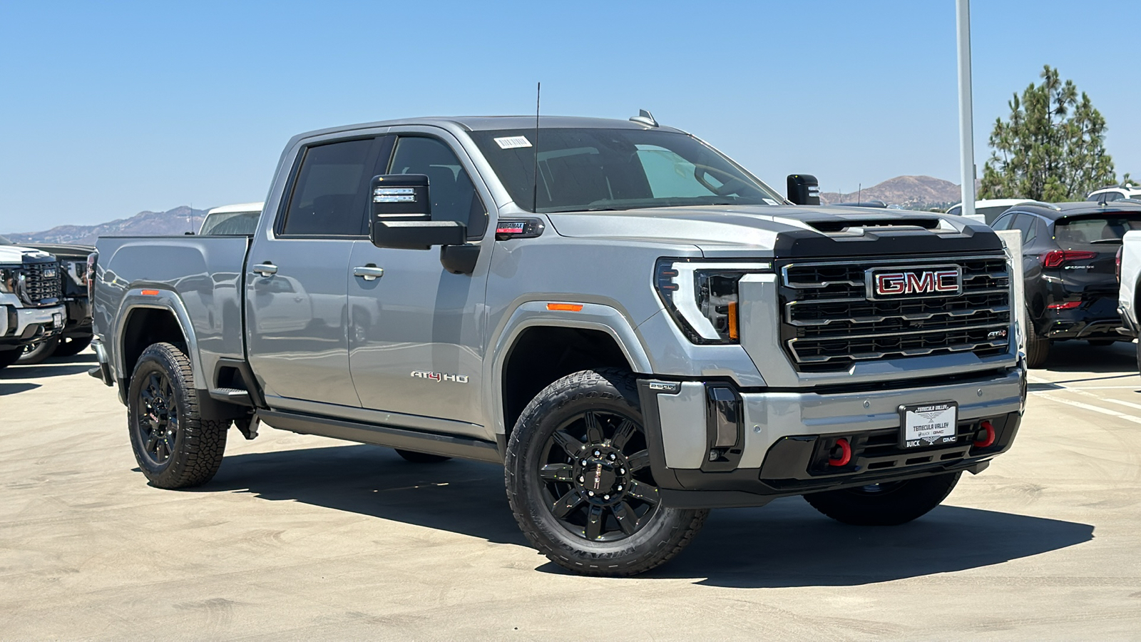 2024 GMC Sierra 2500HD 4WD Crew Cab Standard Bed AT4 2