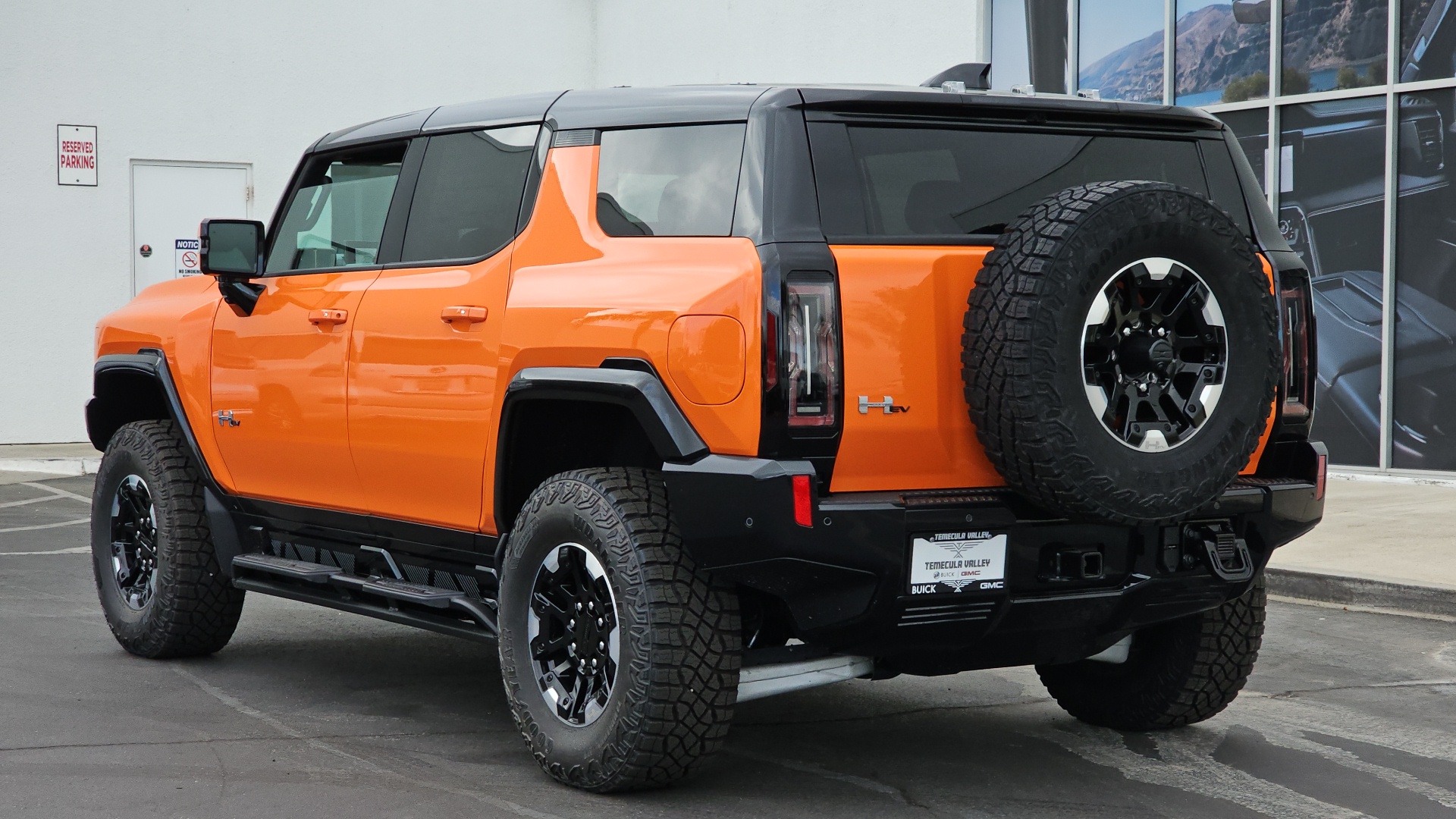 2024 GMC HUMMER EV SUV 2X 9