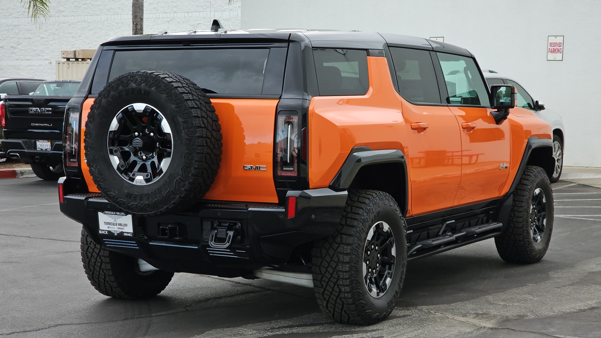 2024 GMC HUMMER EV SUV 2X 11