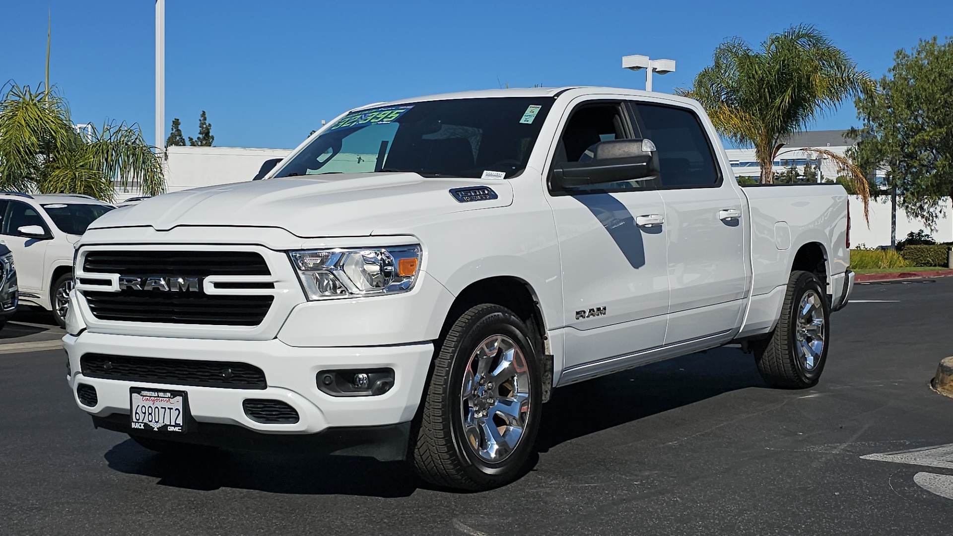 2019 RAM 1500 Big Horn/Lone Star Crew Cab 4x2 64 Box 1